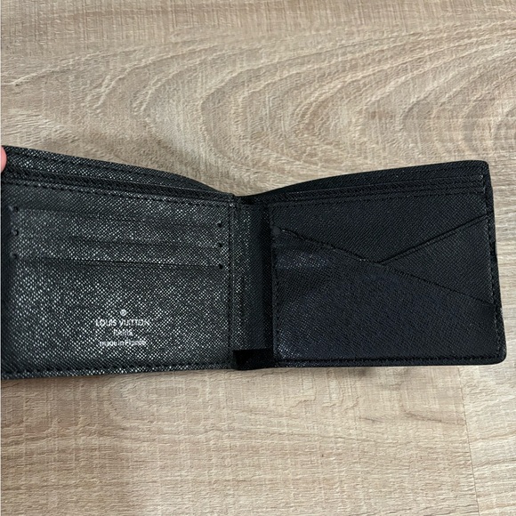 Louis Vuitton Damier Wallet - Picture 4 of 4